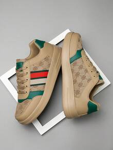 男士复古百搭随机印花字母条纹平底滑板鞋，时尚撞色拼接户外日常通勤系带增高软底休闲运动鞋 - 杏色 - 查看 3