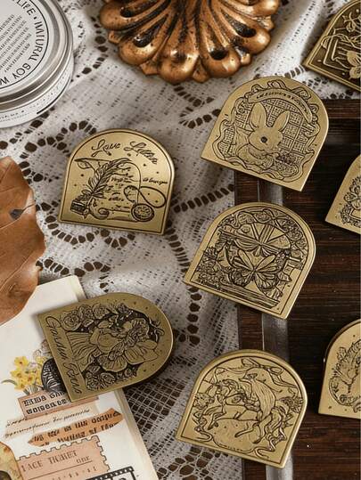 Traveler's Art Reading Accessories, Notebook And Ledger Clips, Antique Bronze Decor, Vintage Metal Clips, Planner Clips, Receipt Clips, Stationery Clips, Brass-Color, Book Clips, Cute Loose-Leaf Clips, Suitable For Planners, Diaries, Files, Notebooks, Receipts, Elegant Gift For Women, Decorative Book Clips, Cute Paperclip Bookmarks.