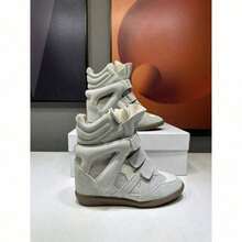 New 2026 Hidden Height-Increasing High-Top Women's Shoes, Color-Matching Flat Casual Sneakers. New 2025 Hidden Height-Increasing High-Top Women's Shoes, Color-Matching Flat Casual Sneakers. Designer High-Top Shoes For Women In Autumn And Winter, Body-Hugging Casual Sports Shoes, Versatile White Shoes With A Thick Black Sole. 7 Cm Internal Heel Lift Women's Ankle Boots, High-Top Models For Petite Sizes. - 白色 - 查看 3