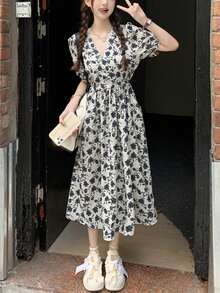 Đầm midi tay ngắn chéo chéo, họa tiết hoa, kiểu dáng thanh lịch, thích hợp cho nữ đi nghỉ mát mùa hè. - Màu be - Xem 3