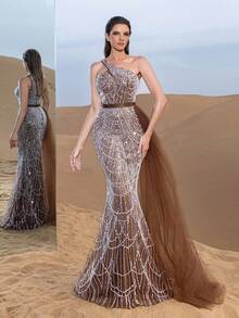 Faeriesty Đầm dạ hội lệch vai đính sequin và pha lê dành cho nữ, với phần chân váy voan dài thướt tha, thắt lưng satin tôn dáng eo và kiểu dáng đuôi cá, phù hợp cho thảm đỏ, đám cưới trang trọng, dạ hội và các buổi tiệc sang trọng. - Cà phê nâu - Xem 7