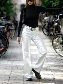 Women's Silver Metallic Straight Leg Jeans - Adjustable Belted Denim Pants With Button Fly For A Futuristic Chic Look (Comfortable & Universally Flattering Fit) - 銀色 - 查看 5
