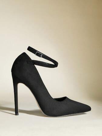 性感时尚黑色天鹅绒尖头12厘米细高跟鞋，饰有腰带，百搭仙女风女鞋，适合春秋季节和派对穿着。