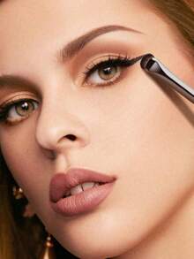 2pcs Black Crescent-Shaped Eyeliner Pen, Precise Eye Makeup Brush, AGY Charm Sharp Fine Eyeliner Makeup Tool, Ultra-Thin Crescent-Shaped Eye Makeup Brush, Eyeliner Eyelash Contour Makeup Brush, Soft Hair Fine Eyelash Fiber Eyeliner Brush Eyelid Brush Eye Ant Brush Makeup Brush - Multicolor - View 1