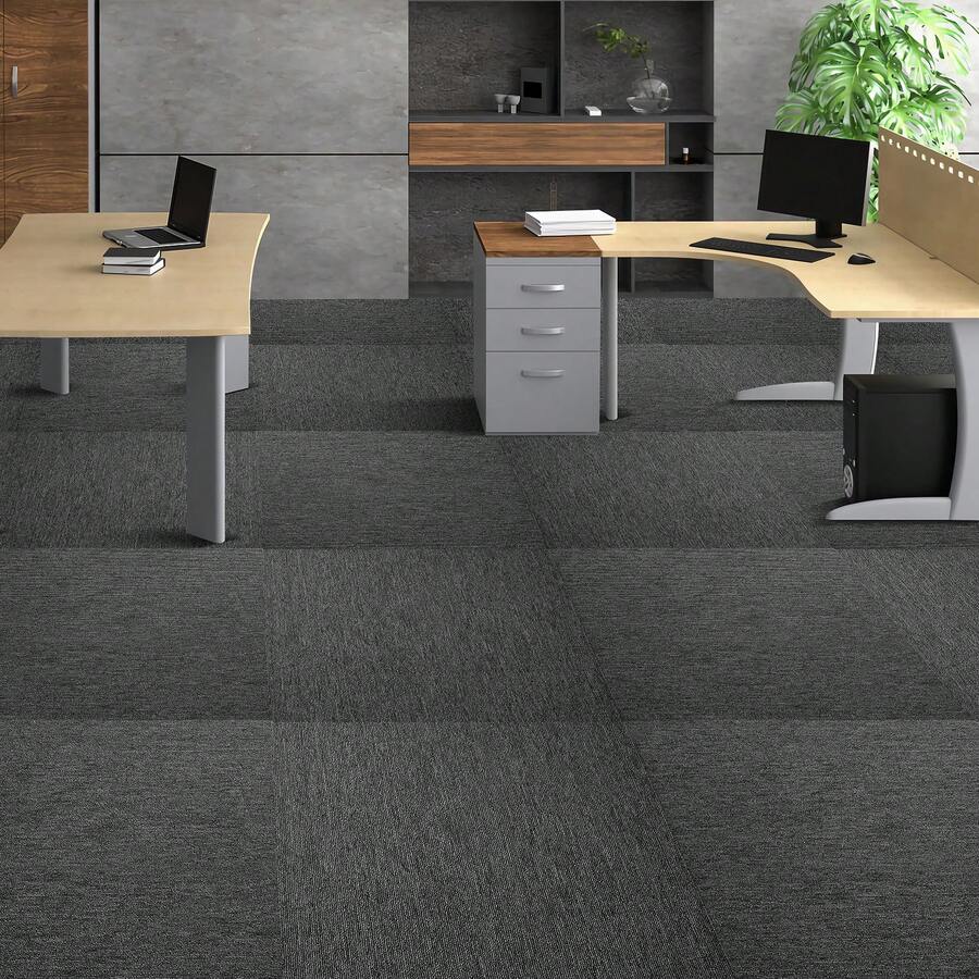 Azulejas de alfombra reutilizables, 20 "x 20" cuadrados de alfombra con acolchado adjunto, azulejos de alfombra acolchados suaves, fácil instalación bricolaje para dormitorio sala de estar interior al aire libre (20 azulejos, gris oscuro) - Negro - Ver 1
