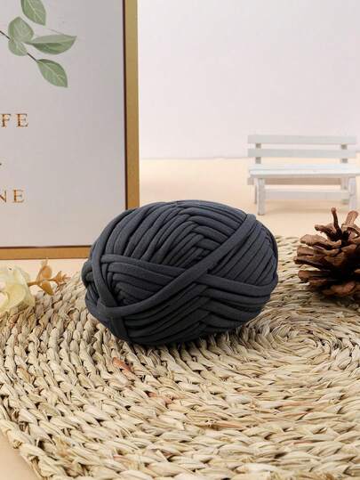 1pc 100g T-Shirt Yarn, Polyester, 33m/Pc Elastic Fabric Crochet Yarn For DIY Knitting, Spaghetti Strap Yarn For Blanket, Cushion Crochet Projects, Home Decor, Crochet Handbag, Slippers, Toys, Storage Boxes, Pen Holders