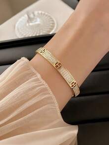 Elegant Gold Bracelet, Suitable For Daily Wear, Dates, Parties And Gifts - Bracelet - View 4