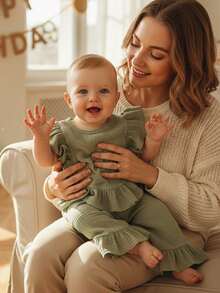 Little Girls 2 Piece Outfits Adorable Solid Color Sleeveless Crew Neck Ruffle Tops And Elastic Waist Pants Set - Green - View 3