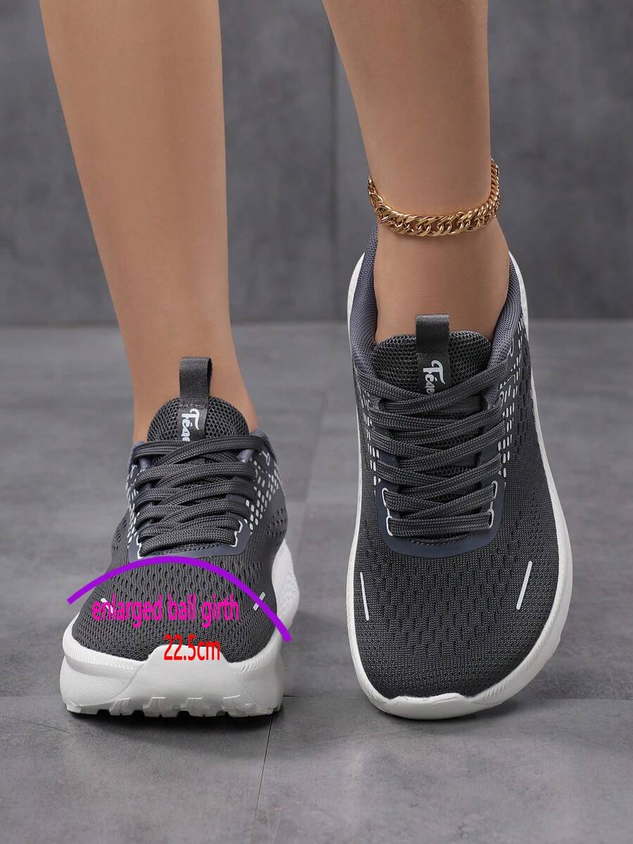 Women's Wide-Toe Breathable Black Running Shoes,Women's Wide-Toe Casual Sneakers, Lightweight, Anti-Slip Thick-Soled Sneakers, Fragmented Sole Design, Wide-Width Fashionable And Comfortable Sneakers, Wide-Toe Thick-Soled Chunky Sneakers (Wide Head Chunky Sneakers) - Black - View 1