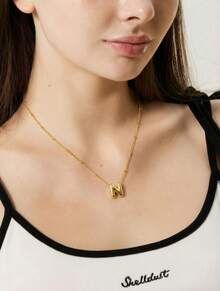 Hatastic 1 件时尚创意亮面铜 A-Z 英文首字母穿孔吊坠不锈钢珠链多层项链，女士日常休闲装个性多层项链锁骨链 - 金色夾珠鏈 - 查看 10