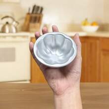 Non-Stick Pumpkin Cake Mold - Thickened Aluminum Alloy Baking Pan, Suitable For Cupcakes, Tarts, Cheesecakes, Pies, Jellies - Reusable Multi-Functional Dessert Plate, Suitable For Parties, Valentine's Day And Special Occasions - Multicolor - View 3