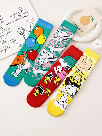 SNOOPY 史努比卡通袜子（1/3/4双装），舒适柔软运动袜，四季皆宜，史努比创意卡通图案，时尚百搭，柔软舒适。