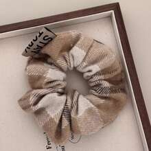 1条经典格纹丝绒发圈，高弹力不伤发，大号尺寸，适合长发女性，可扎马尾、发髻，多功能发饰，秋冬季发绳发圈头饰 - 彩色 - 查看 17