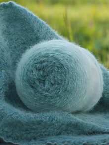 秋冬渐变色棒针粗毛线，长段染色，彩虹色。手工编织DIY材料。可用于编织时尚毛衣、女士披肩、外套、发带、帽子，以及制作服装配饰毛线球。每袋200克，成分：80%腈纶，20%尼龙。 - 彩色 - 查看 15