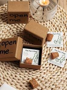 一套趣味屁股插入礼盒，印有卡通人物和幽默语录 - 生日新奇有趣的笑话 - 纸盒包装，附赠卡片 - 非常适合派对，屁股笑话，趣味设计，坚固耐用，印有卡通人物和幽默语录 - 彩色 - 查看 6
