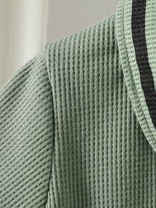 两件套幼儿男童夏季纯色华夫格纹恐龙印花 Polo 衫（带纽扣门襟）+ 纯色简约休闲短裤套装 - 墨綠色 - 查看 5