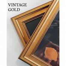 VIYYIEA Vintage Gold Framed Wall Art For Living Room, Black Cat Canvas Prints Home Decor, Sketch Painting Picture, Bedroom Wall Decor Gifts For Friends Or Family -[Cat Stretch]-(10L X 8W) - [貓咪伸展] - 查看 4