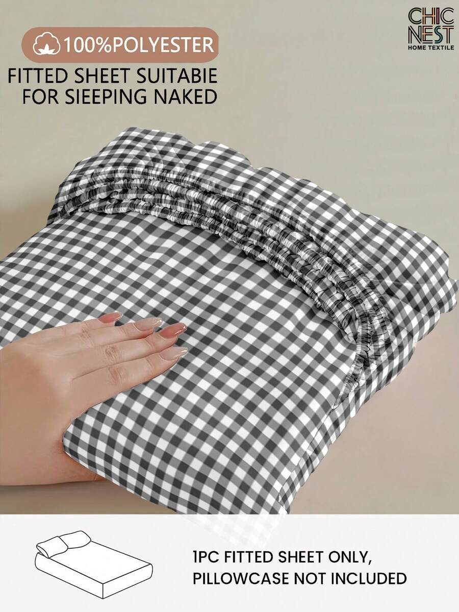 1件装时尚黑白格纹图案床笠,床垫保护套,情人节爱心床垫罩,床单,柔软透气,适用于各种尺寸的床——单人床、双人床、特大号床、大号床,深口袋设计,最大可达11.8英寸,透气防皱,提升睡眠质量,可机洗。返校季宿舍必备。 - 黑與白 - 查看 1
