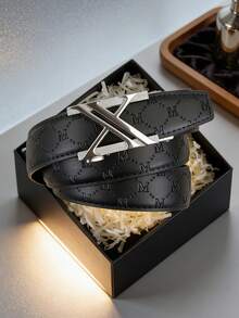 男士休闲商务皮带，字母合金自动扣皮带，压纹M字设计，优质PU材质，120厘米可调节长度，适合搭配长裤和短裤，是馈赠佳品。