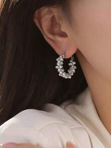 1 Pair Elegant French Geometric Faux Pearl Studded Design Hoop Earrings, Versatile For Women's Daily, Banquet, Party, Fashion - Silver - View 3