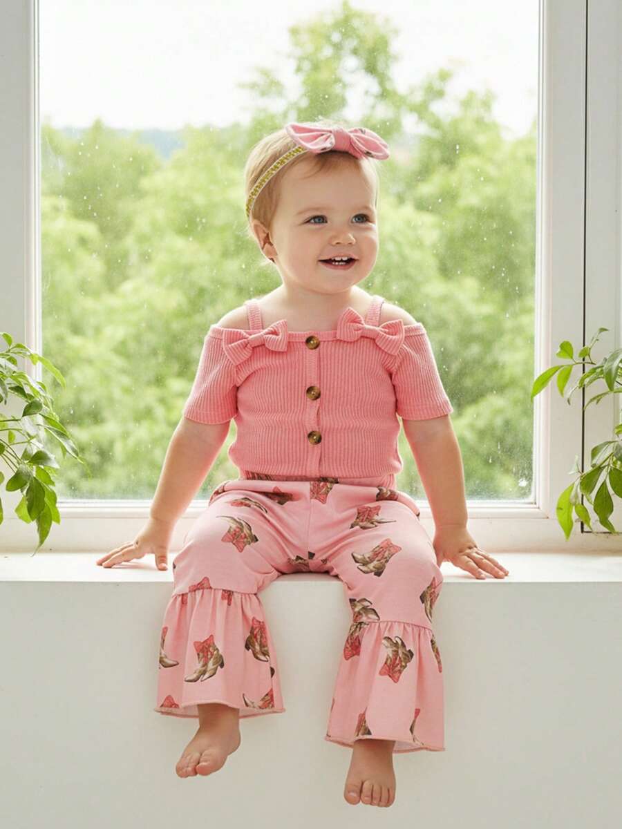 Conjunto de 3 piezas de ropa occidental para niña, mono liso de manga corta con hombros descubiertos, patrón de botas, pantalones acampanados y diadema con lazo - Rosa - Ver 1