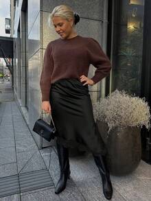 Women Satin Lace Trim Midi Skirt Polka Dot Print High Waist Midi A-Line Skirts Vintage Silk Going Out Dress Y2k Streetwear Party Clubwear Half Slip Long Skirts Lace Patchwork Elastic Waist Slit Side Elegant Flowy Mini Skirts - 黑色 - 查看 4