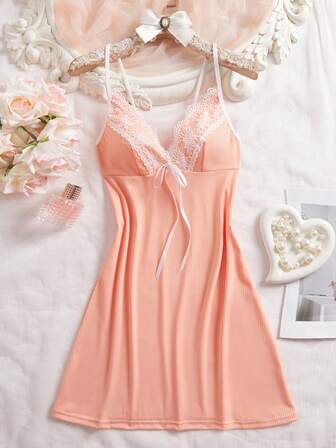 Camisón casual sin mangas con parches de encaje y lazo para mujer