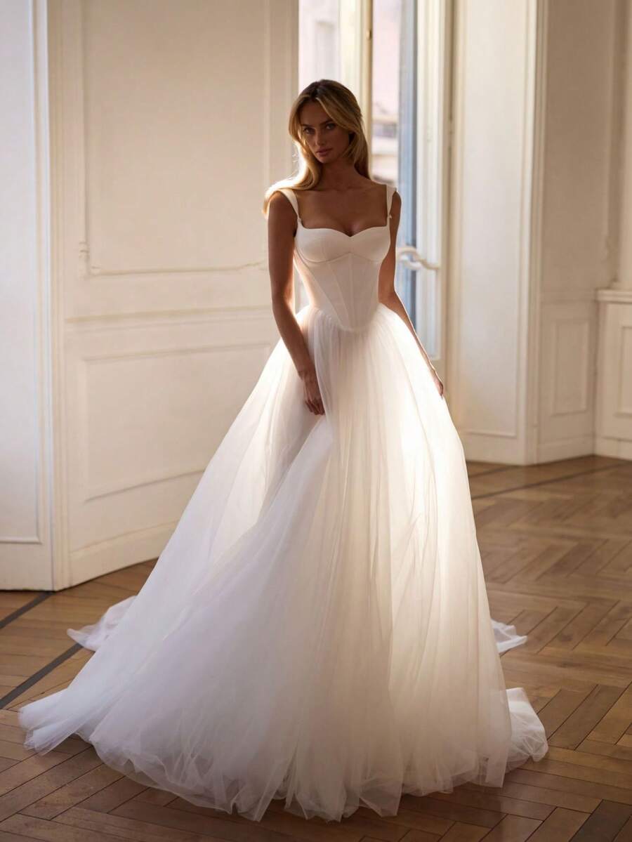 Fairy-Tale Spaghetti Strap Corset Tulle Ball Gown Wedding Dress, Bridal Gown, Wedding Dresses For Bride, Elegant And Comfortable, Formal Dresses For Women, Suitable For Wedding, Party, Vacation, Bride, Formal Occasions, Dinner Dress, Prom Dress, After-Party Dress, Homecoming Dress, Cocktail Party, Birthday Party, Celebration, Gala, Festival, Ceremony - 白色 - 查看 1