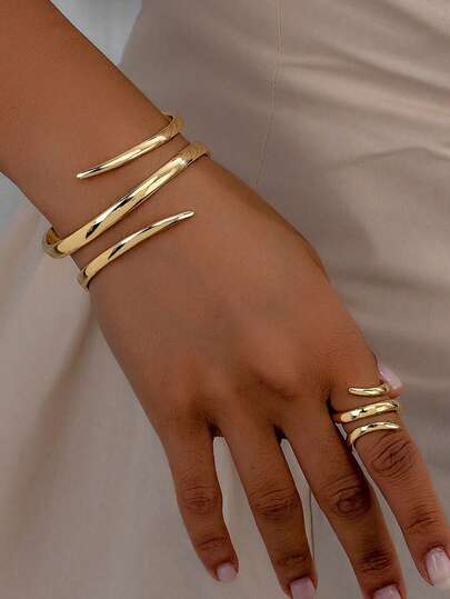 1set (1 Geometric Line Gold Bracelet And 1 Geometric Line Thick Ring) European And American Style Vintage Fashionable Gold Geometric Line Bracelet And Thick Ring Combination Set, Cool And Stylish Long-Lasting Color Resistant Thick Bracelet And Ring Jewelry Set For Women's Everyday Wear, Various Holidays, Social Gatherings, And Couple Gifts