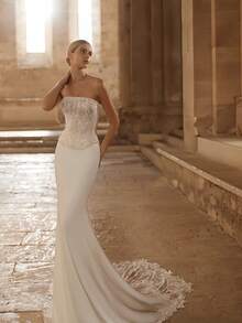 Gorgeous Strapless Embellished Lace & Satin Mermaid Wedding Dress With Lace Train, Wedding Dresses For Bride, Elegant And Comfortable, Includes Plus Sizes, Bridal Gown, Formal Dresses For Women, Suitable For Wedding, Party, Vacation, Bride, Formal Occasions, Dinner Dress, Prom Dress, After-Party Dress, Homecoming Dress, Cocktail Party, Birthday Party, Celebration, Gala, Festival, Ceremony, White - 白色 - 查看 1