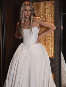 Grand Strapless Minimalist Corset Ruched Satin A-Line Wedding Gown With Sweeping Train, Wedding Dresses For Bride, Elegant And Comfortable, Includes Plus Sizes, Bridal Gown, Formal Dresses For Women, Suitable For Wedding, Party, Vacation, Bride, Formal Occasions, Dinner Dress, Prom Dress, After-Party Dress, Homecoming Dress, Cocktail Party, Birthday Party, Celebration, Gala, Festival, Ceremony, White - 白色 - 查看 2