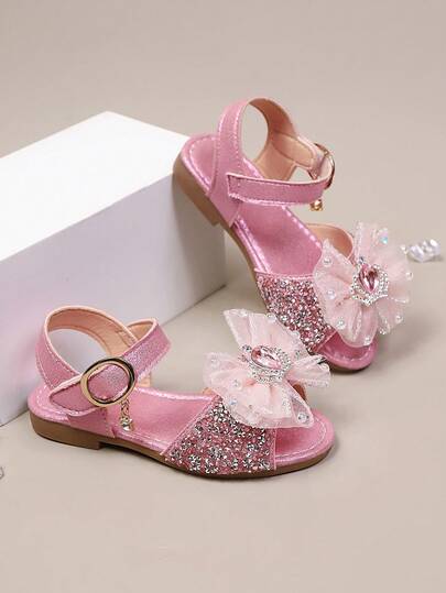 1 Pair Fuchsia Plus Size Toddler Girls' Flat Sandals, Soft Leather With Sequins, Rhinestone Bow Decor, Peep Toe, Hook And Loop Non-Slip Soft Sole, Princess Style Beach/Holiday/School Wear, Suitable For 3-12 Years Old, Spring/Summer 2026