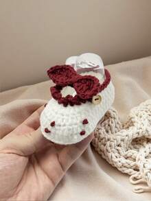 1双手工钩编婴儿鞋，白色，带蝴蝶结，玛丽珍款式 - 酒紅色 - 查看 2