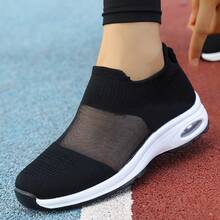 Women's Outdoor Casual Shoes, PU Soft Bottom Air Cushion Sneakers, One-Piece Breathable Mesh Upper, Comfortable Lightweight Outdoor Sports Running Training Shoes, Casual Dress Shoes, Campus Style Walking Shoes, Spring/Autumn - Black - View 5