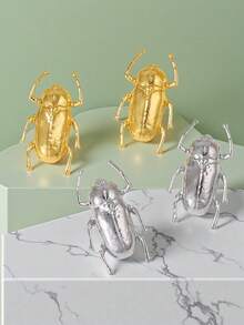 1对复古金属昆虫甲虫耳钉，女士款，适合日常佩戴