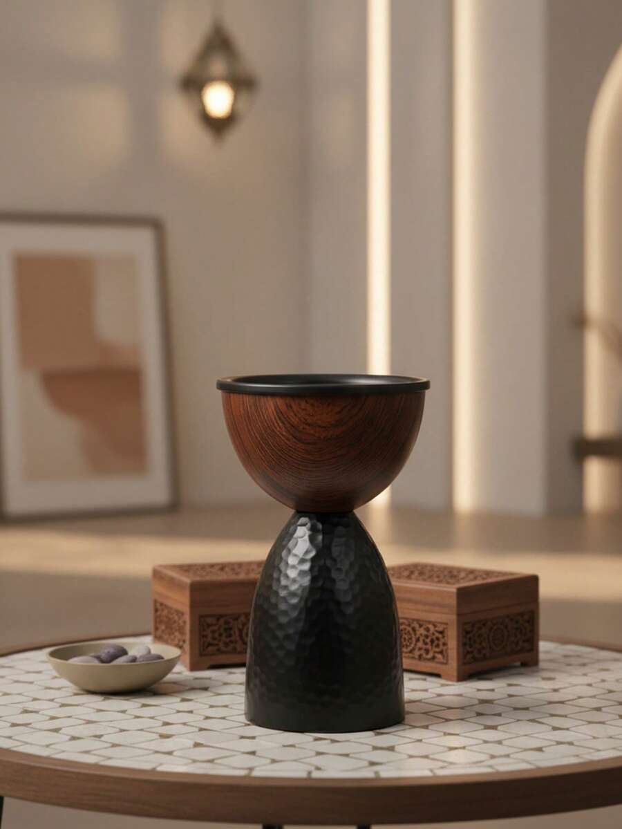 Bộ 1 chiếc lư hương bằng sắt rèn đơn giản và trang nhã, dùng để đốt hương Bakhoor, giữ hương Bukhoor, tạo hương thơm cho ngôi nhà, trang trí nhà cửa. Giá đỡ hương, dùng để trang trí nhà cửa, phòng ngủ, phòng khách (làm vật trang trí trung tâm), văn phòng, phòng tập yoga và các bữa tiệc để tạo bầu không khí trang nhã.