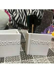 1pc Book-Shaped Bookmark Storage Box - Portable, Lightweight, Multi-Color Storage Box, Student Desk Organizer, Desktop Decor, Book Lovers, Friends, Family, Book-Inspired Design, Minimalist Appearance, Essential Office - 均碼 - 查看 2