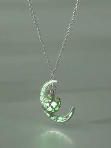 1件月亮和心形夜光吊坠项链，需要充电才能发光（不充电不会发光），适合情人节、万圣节、亡灵节等节日佩戴。 - 銀色 - 查看 1
