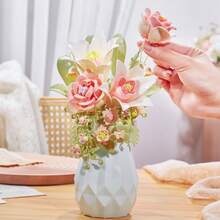 1件DIY创意模块化积木永生花篮，包含百合、玫瑰、向日葵、紫罗兰、郁金香、康乃馨、菊花、扶桑花等花卉盆栽装饰，生日/万圣节/圣诞节礼物 - 彩色 - 查看 3