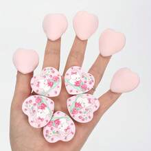 Printed Heart-Shaped Finger Sponges 5/10/20/50pcs, Beauty Makeup Sponge For Mixed BB Cream & Foundation Liquid Concealer Application. Especially Suitable To Cover Local Flaws And Blemishes On Eye Area, Nose Wings, Lip Corners With Precise Contouring