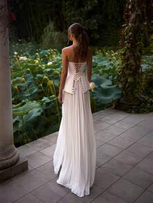 Elegant Sexy Strapless Corset Pleat A Line Tulle Wedding Dress,Registry Office Dresses Bridal Gown,Evening Party Dress Birthday Party Dress Country Wedding,Romantic Church Ceremony Wedding Dress,Suitable For Wedding,Dating,Party,Singles' Party,Vacation,Formal Occasions,Dinner Dress,Prom Dress,Homecoming Dess,Cocktail Party,Wedding Guest Dress,Graduation - 白色 - 查看 2