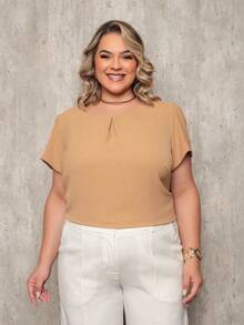 ONLYONE - WOMEN'S PLUS SIZE SHORT-SLEEVED PRINCESS BLOUSE WITH PLEATS AT THE NECKLINE - DUNAS  - ELEGANT WOMEN'S BLOUSES (LARGE SIZE) - 米色 - 查看 1