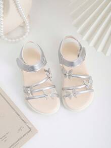A Pair Of The Latest Summer Children's Silver Rhinestone Butterfly Decorated Multi-Strap Flat Sandals - A Comfortable Style, An Excellent Choice For Daily Outings, Summer Vacations And Shopping In Malls, , Fashionable, Casual And Comfortable - Silver - View 2