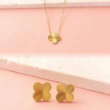 Bộ trang sức thủ công mới hình cỏ bốn lá may mắn bằng thép không gỉ gồm bông tai, dây chuyền và vòng tay. - Nhiều màu - Xem 2