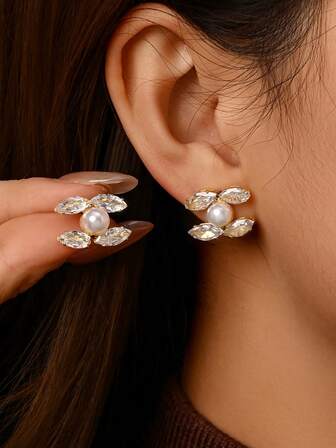 1 Pair Elegant & Cute Gold Color Earrings, Fashionable & Versatile For Daily Wear And Party, Perfect Gift Choice