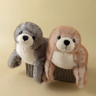 栩栩如生的毛绒海豹玩偶 - 可爱柔软的抱枕，为您的家增添光彩；舒适的午睡枕，助您放松身心；理想的生日/圣诞礼物；带来笑容的最佳礼物；非常适合拥抱和家居装饰。