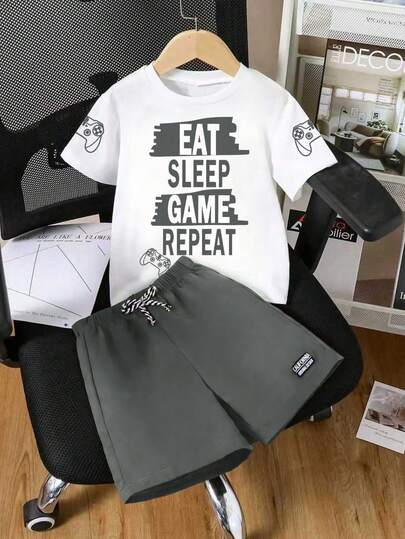 Tween Boy Letter Print Short Sleeve T-Shirt And Shorts Set