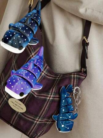 3D-tryckt nyckelringsset med stjärnhimmel och valhaj - 4 tillgängliga modeller, rörlig dubbelskiktsförpackning, accessoarer med stjärnbilden Stjärnhimmel för kvinnor, blålila/djupblå tonad nyckelring, utsökt unik liten present, utsökt design | utsökt hantverk, högtidsdekoration, festpresent, noggranna detaljer, moderiktig accessoar