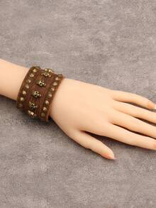 1pc Fashion Skull Rivet Unisex Wide Leather Bracelet, Punk Style Couple Bangle With Hidden Clasp, Suitable For Carnival Party, Music Festival Gift