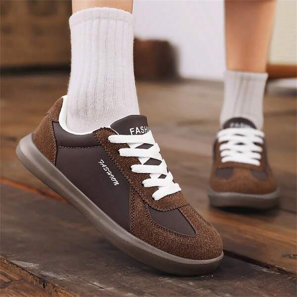 Damen Sneaker im koreanischen Stil in Große Größen, vielseitig einsetzbare kleine weiße Alltagsschuhe, geeignet für Reisen und Gehen, Größe 36-43, Schwarz, Khaki